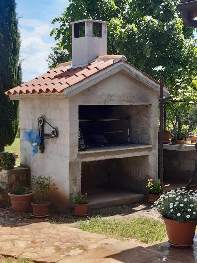 Apartment And Rooms Hacienda Stelio Porec Bagian luar foto