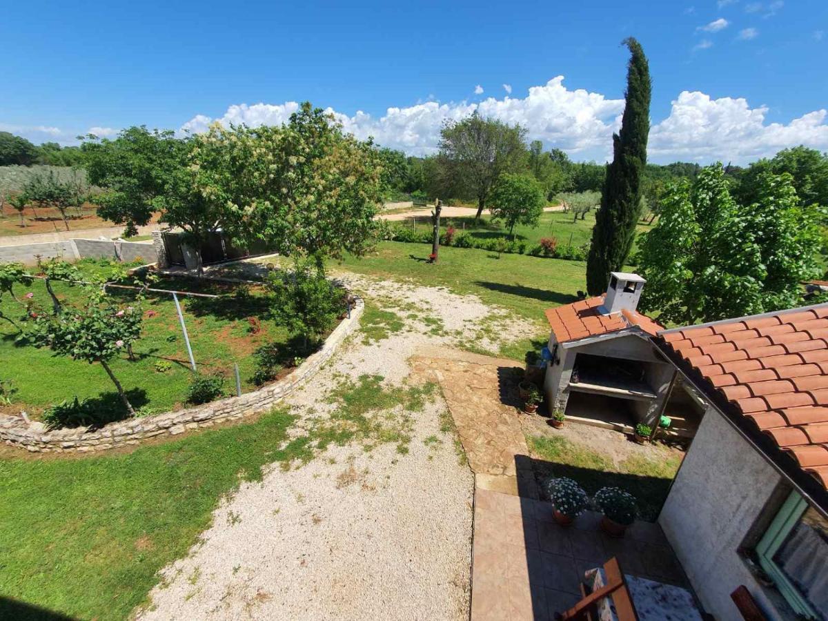 Apartment And Rooms Hacienda Stelio Porec Bagian luar foto